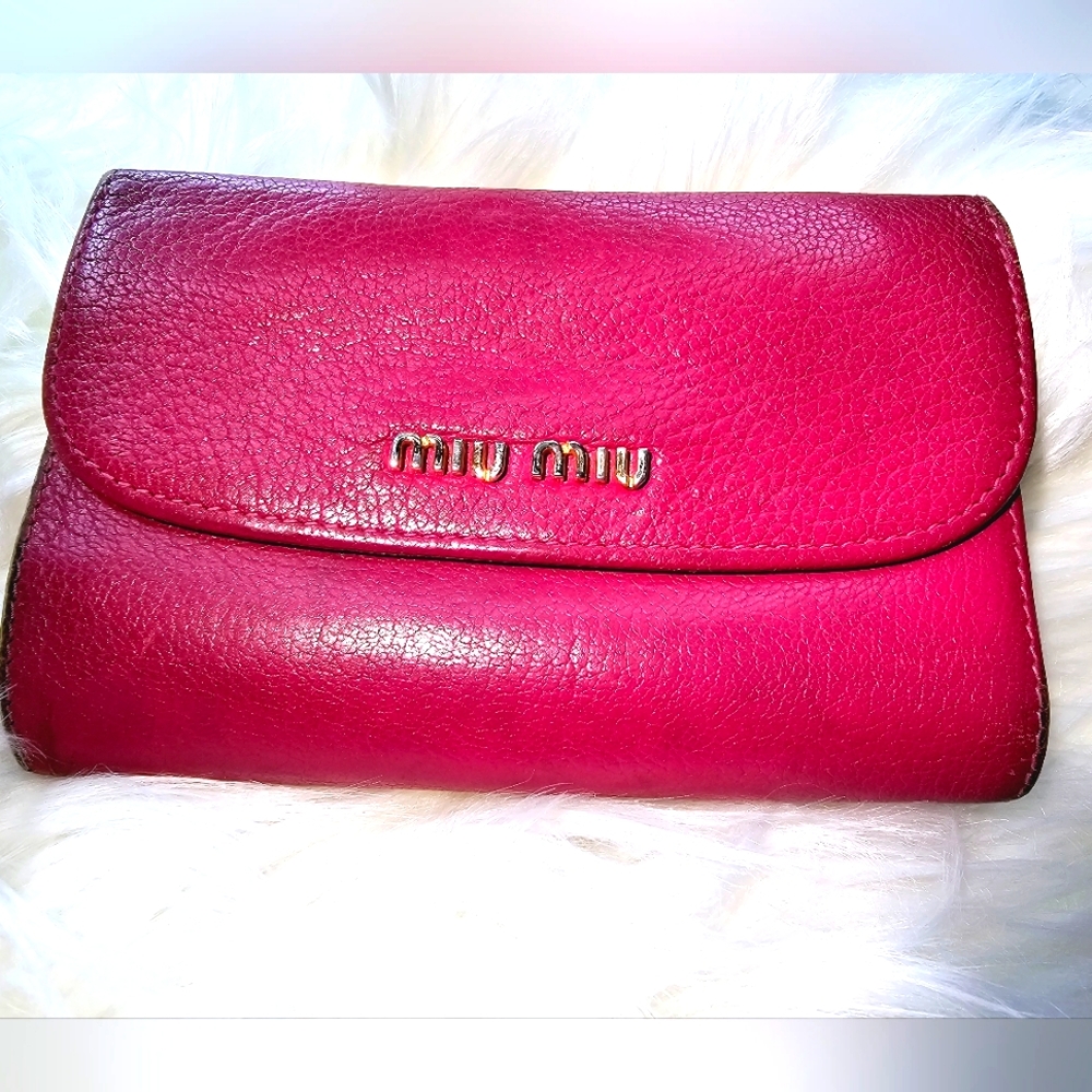 Euc Miu Miu Small Wallet (1-14-A75) - image 3